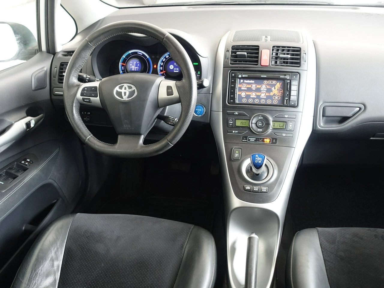 Toyota Auris - Zdjęcie 22