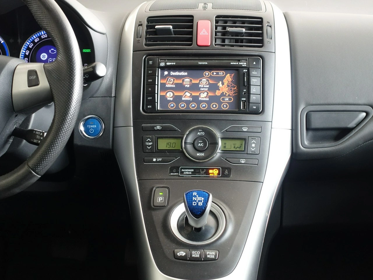 Toyota Auris - Zdjęcie 24