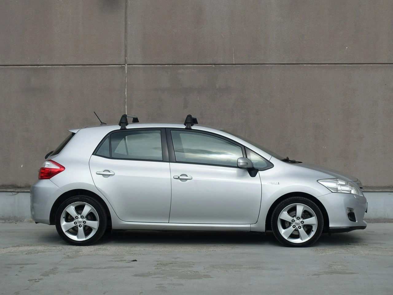 Toyota Auris - Zdjęcie 2