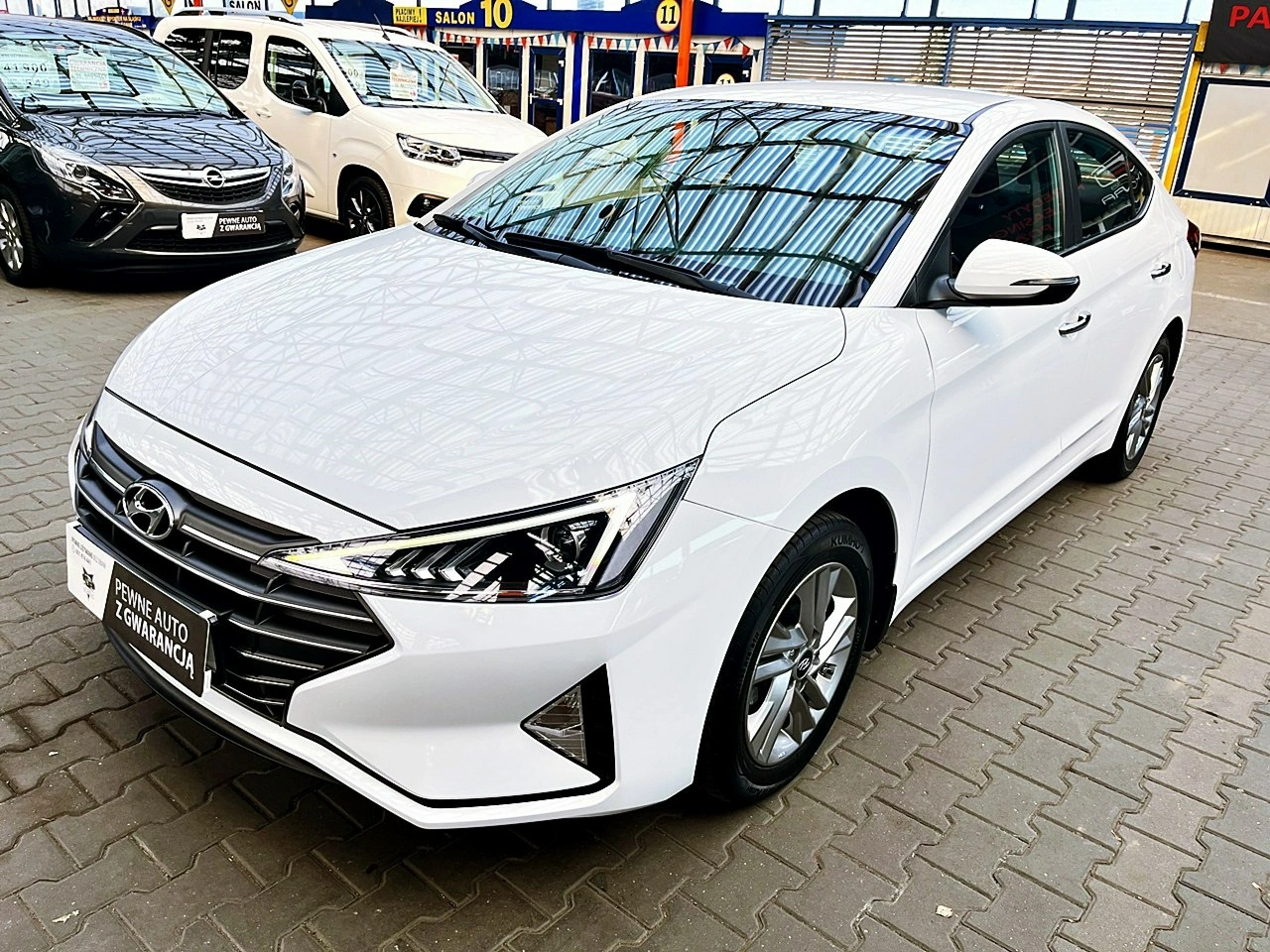 Hyundai Elantra - Zdjęcie 7