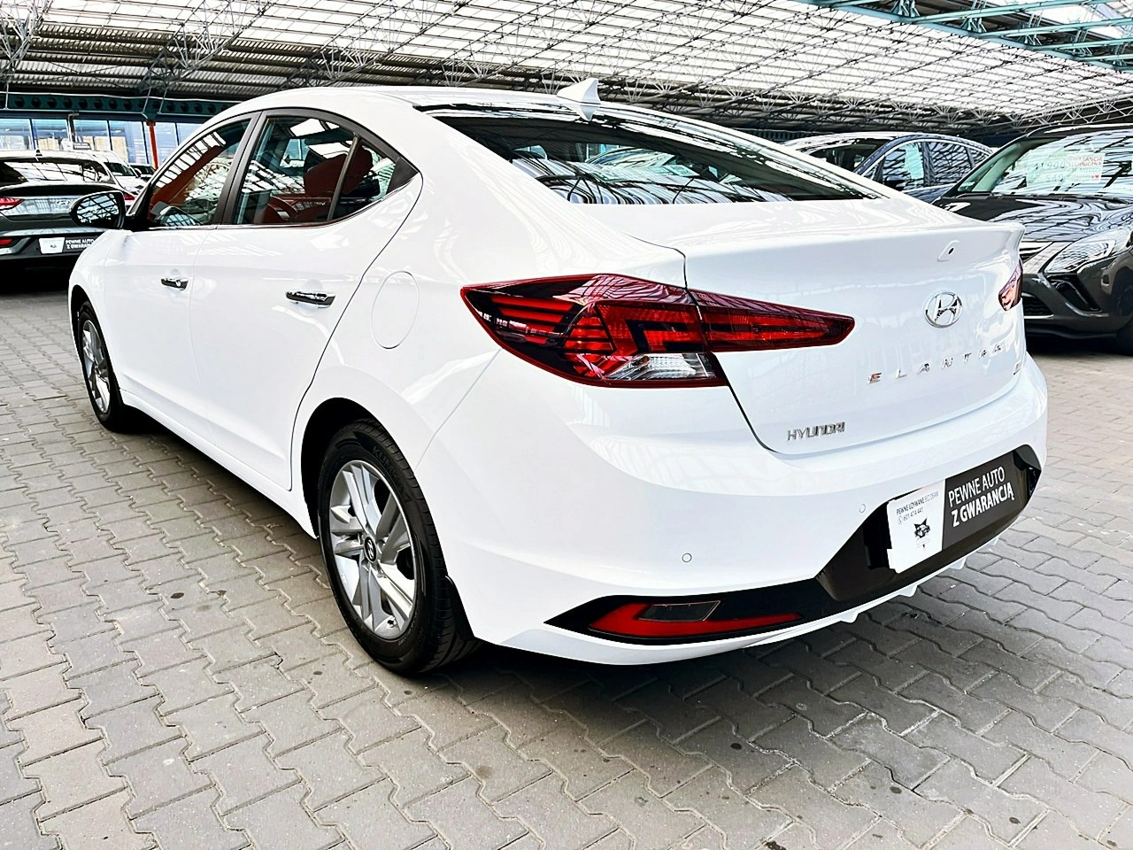 Hyundai Elantra - Zdjęcie 77