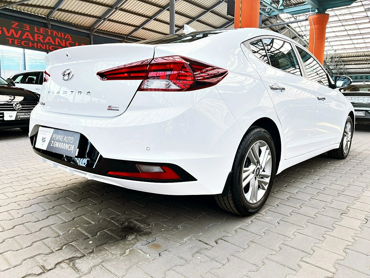 Hyundai Elantra - Zdjęcie 70