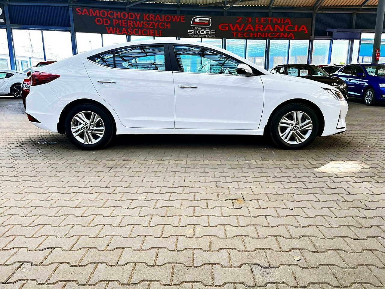 Hyundai Elantra - Zdjęcie 55