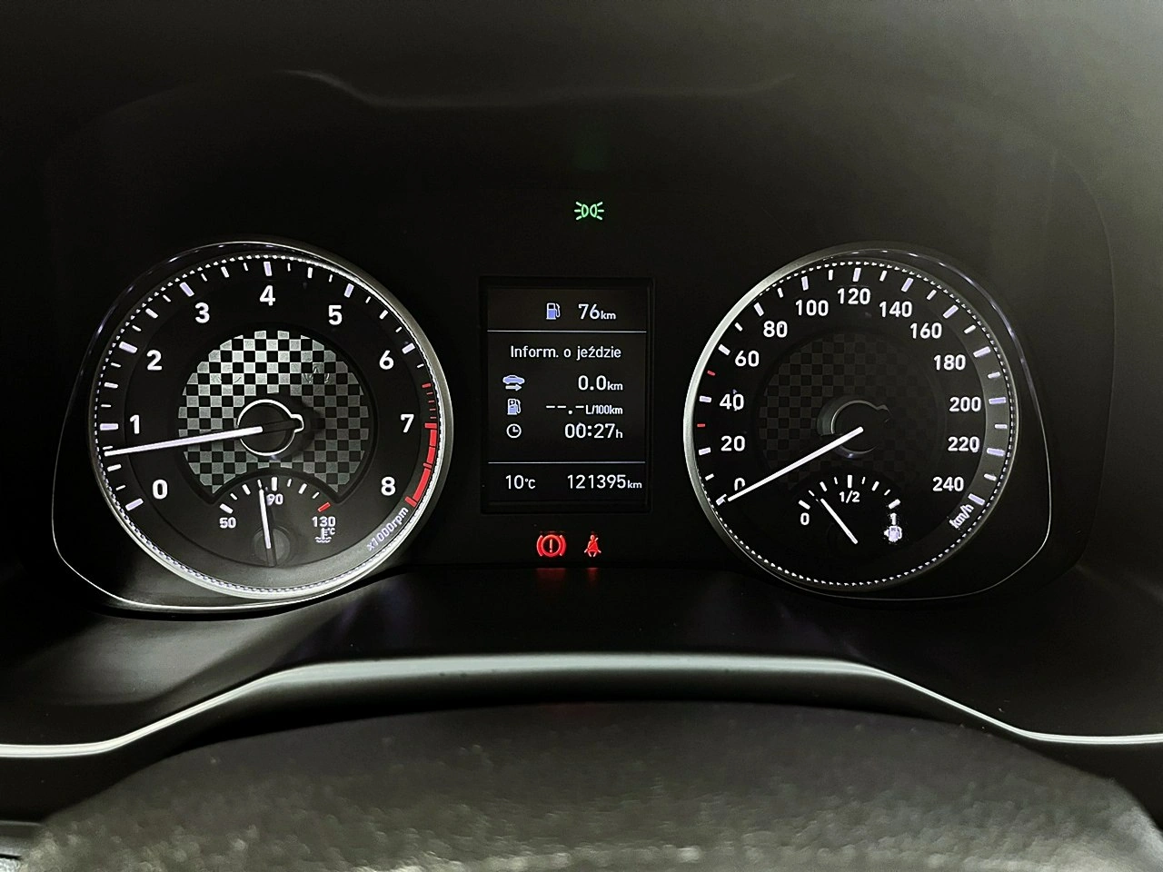 Hyundai Elantra - Zdjęcie 43