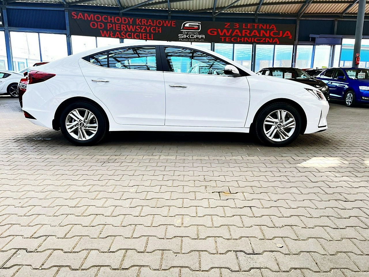 Hyundai Elantra - Zdjęcie 71