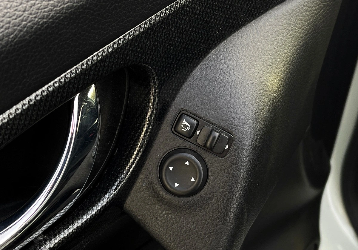 Nissan X-Trail - Zdjęcie 19