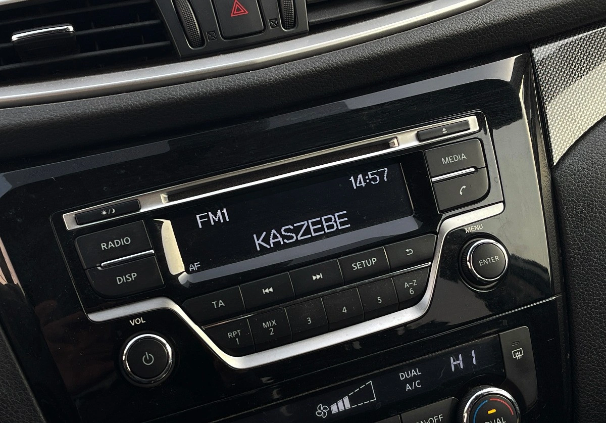 Nissan X-Trail - Zdjęcie 24