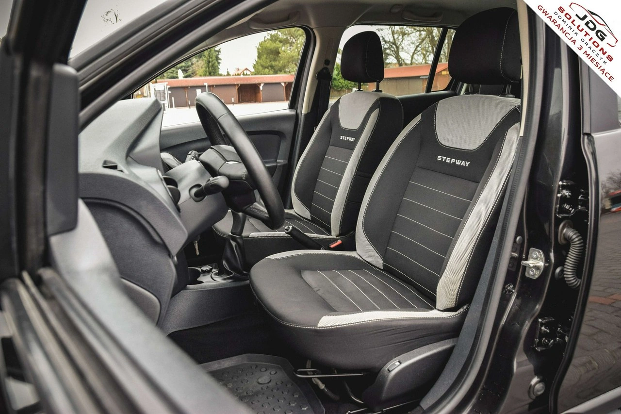 Dacia Logan - Zdjęcie 14