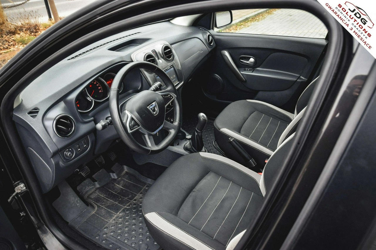 Dacia Logan - Zdjęcie 16
