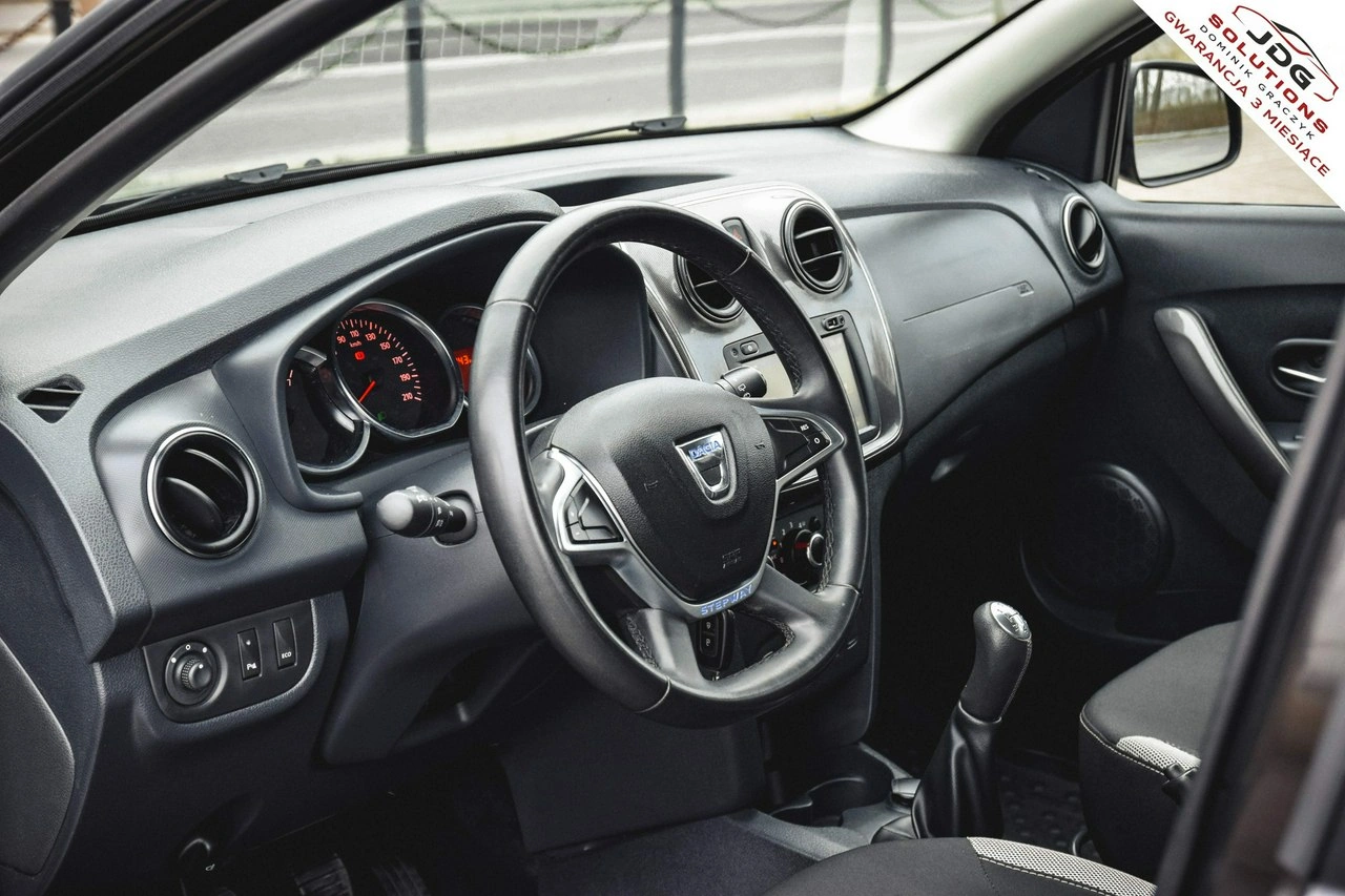 Dacia Logan - Zdjęcie 17