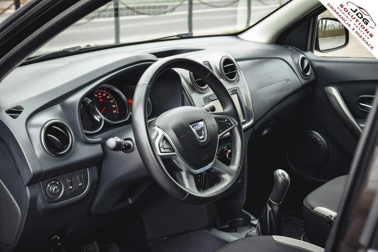 Dacia Logan - Zdjęcie 17