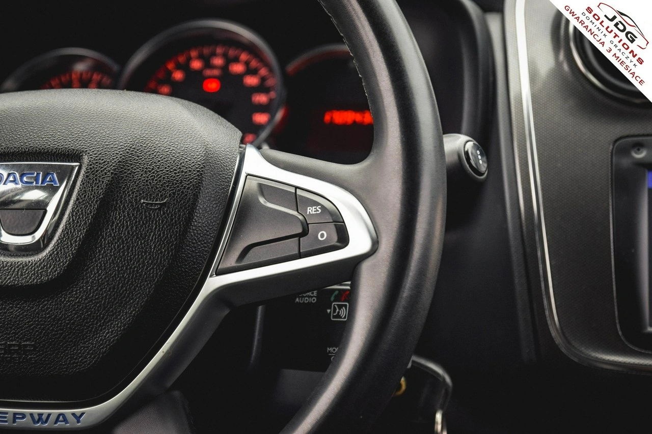 Dacia Logan - Zdjęcie 21