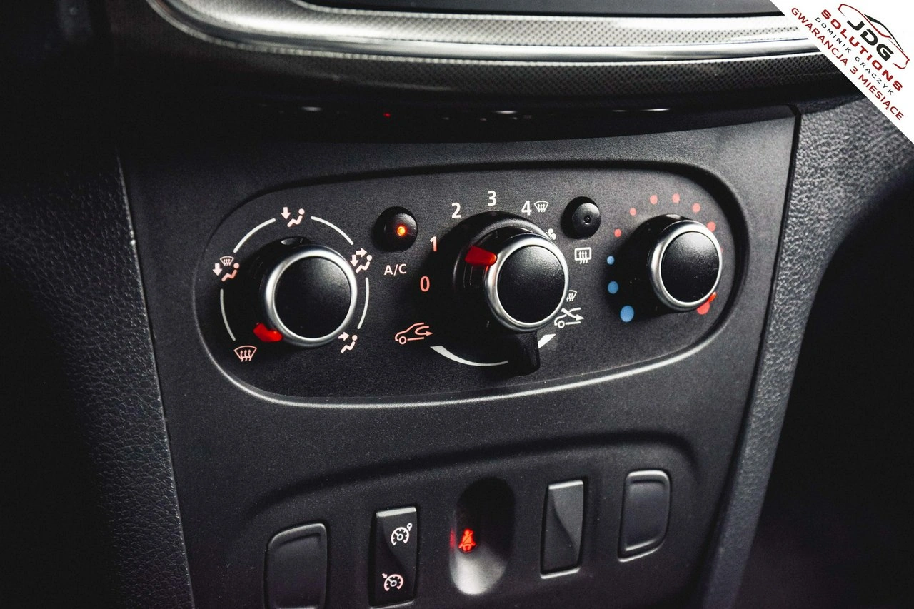 Dacia Logan - Zdjęcie 26