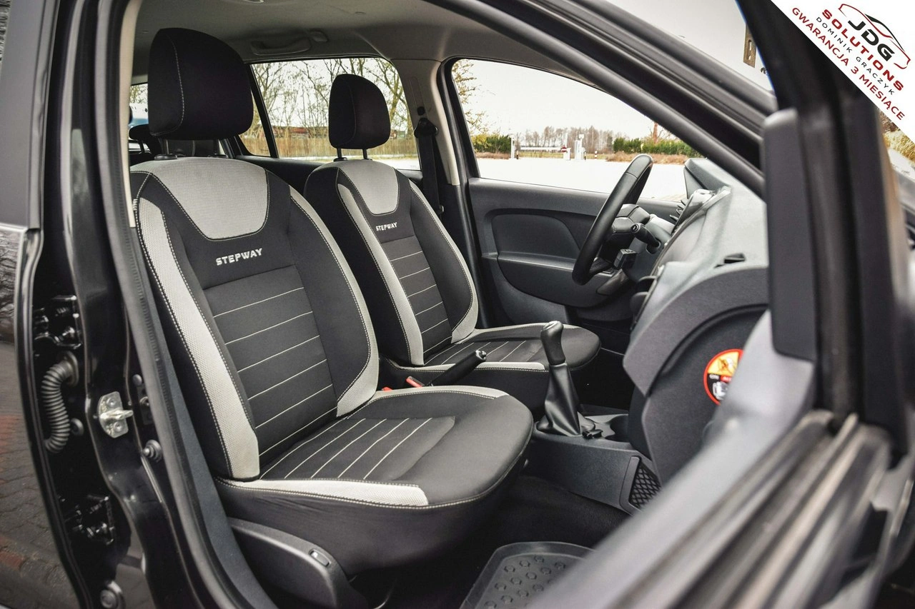 Dacia Logan - Zdjęcie 31