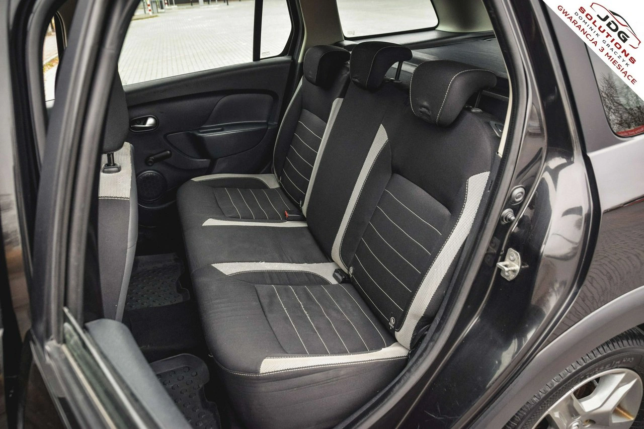 Dacia Logan - Zdjęcie 35