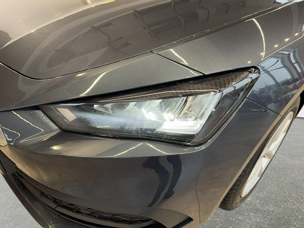Seat Leon - Zdjęcie 8