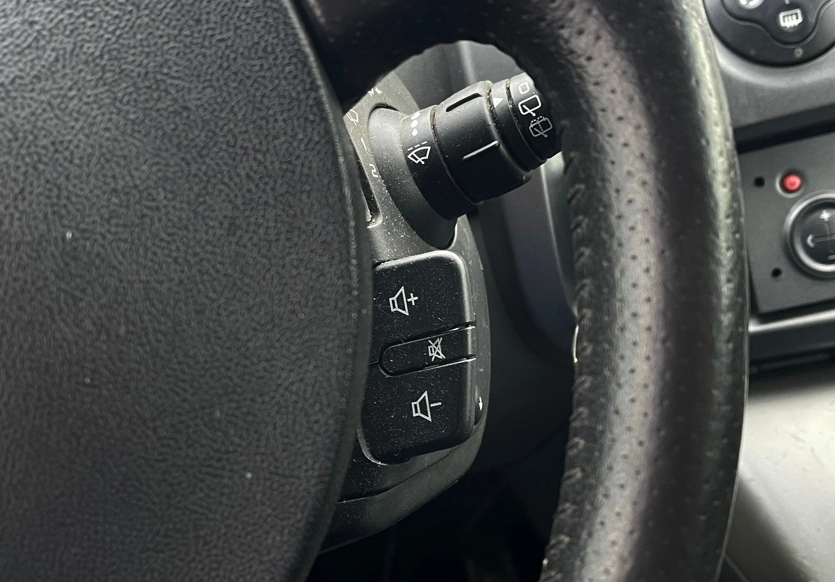 Renault Grand Scenic - Zdjęcie 21