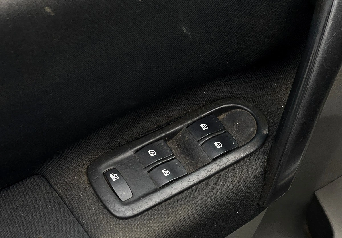 Renault Grand Scenic - Zdjęcie 18