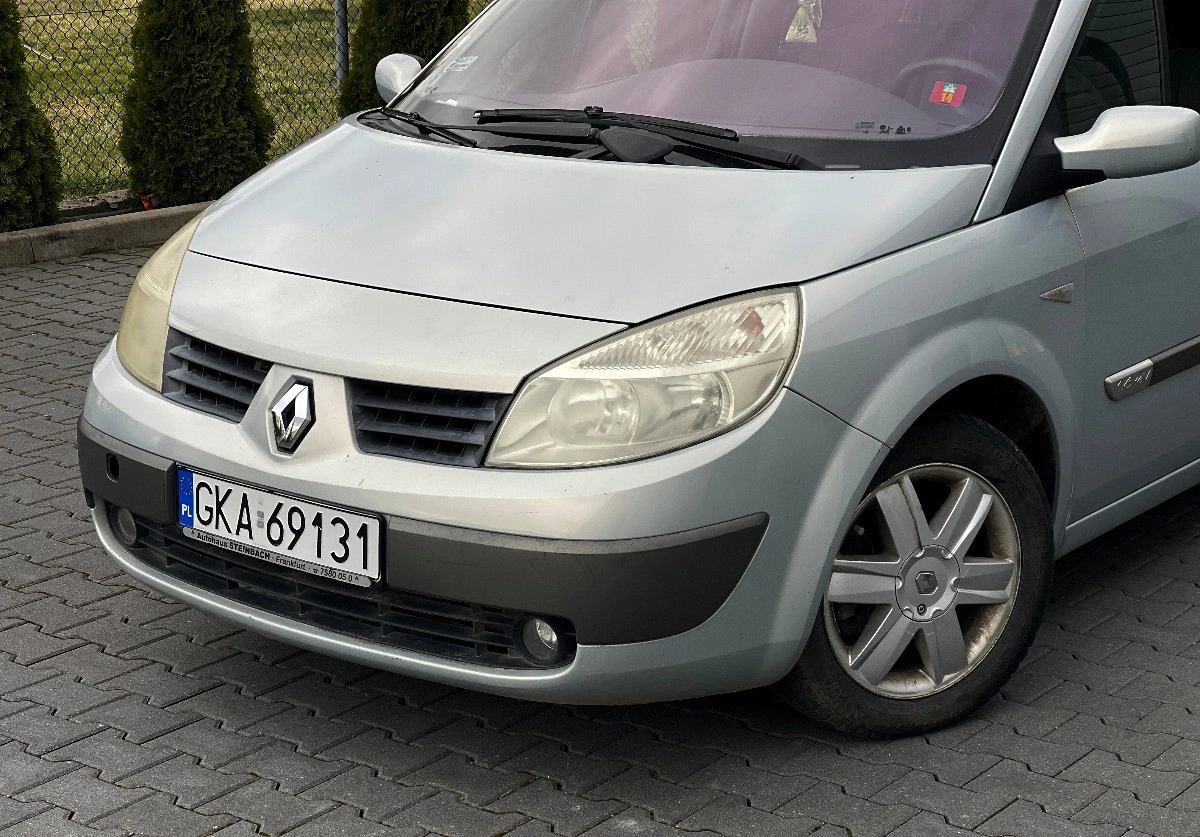 Renault Grand Scenic - Zdjęcie 9