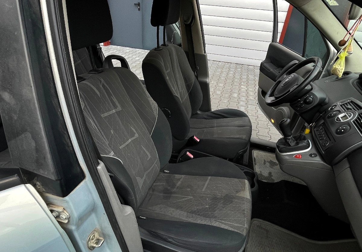 Renault Grand Scenic - Zdjęcie 15