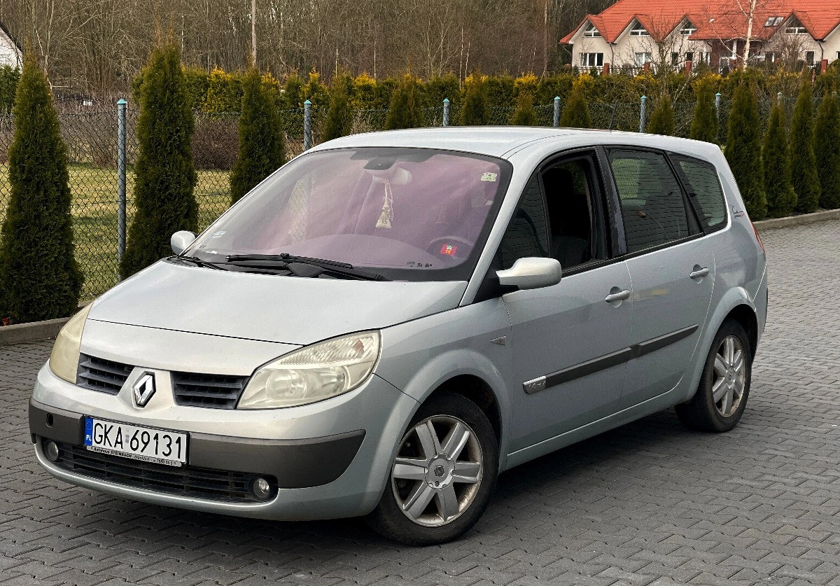 Renault Grand Scenic - Zdjęcie 8