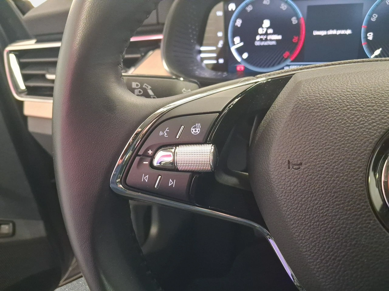 Skoda Kamiq - Zdjęcie 14