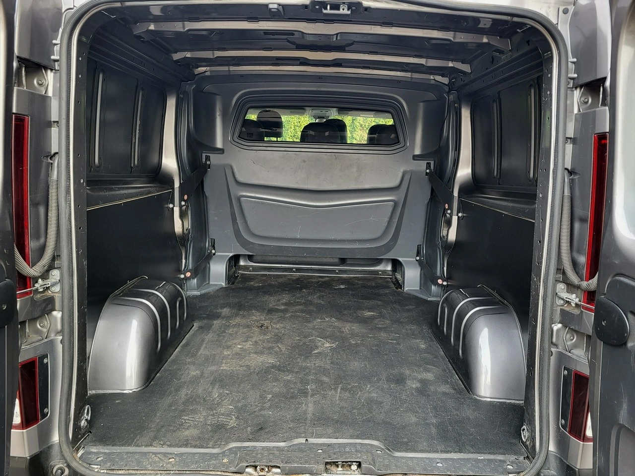 Renault Trafic - Zdjęcie 11