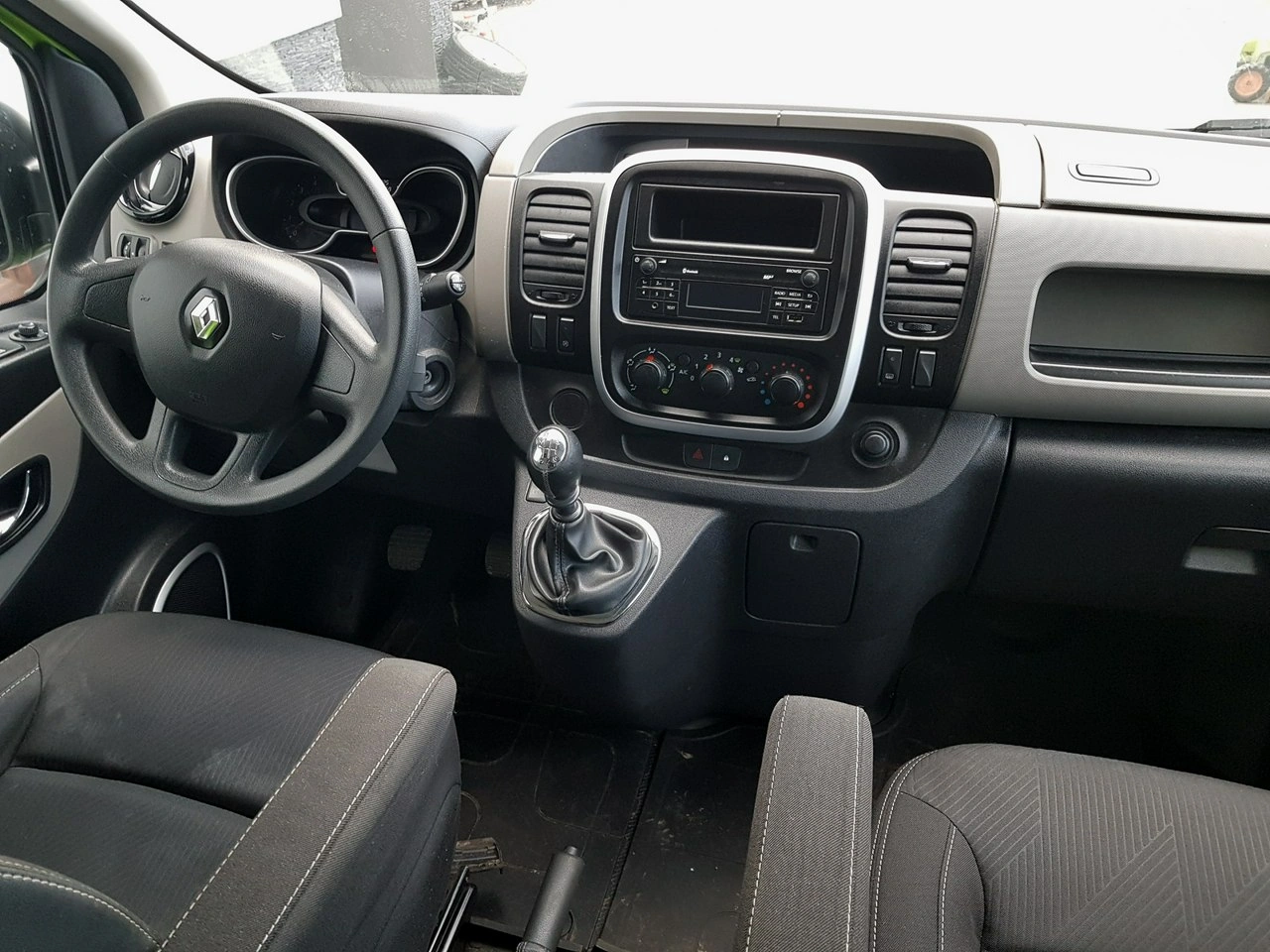 Renault Trafic - Zdjęcie 19