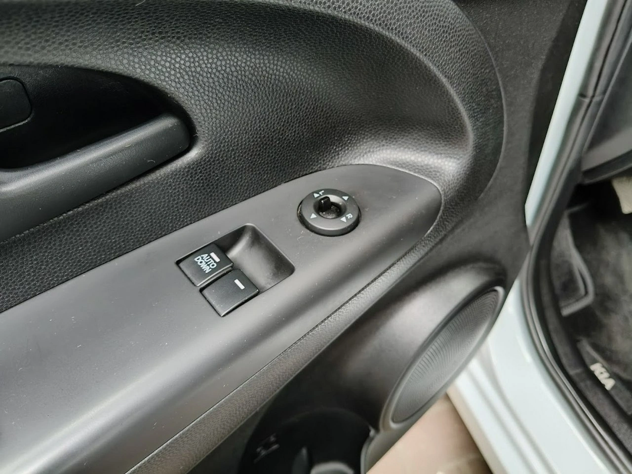 Kia Venga - Zdjęcie 14