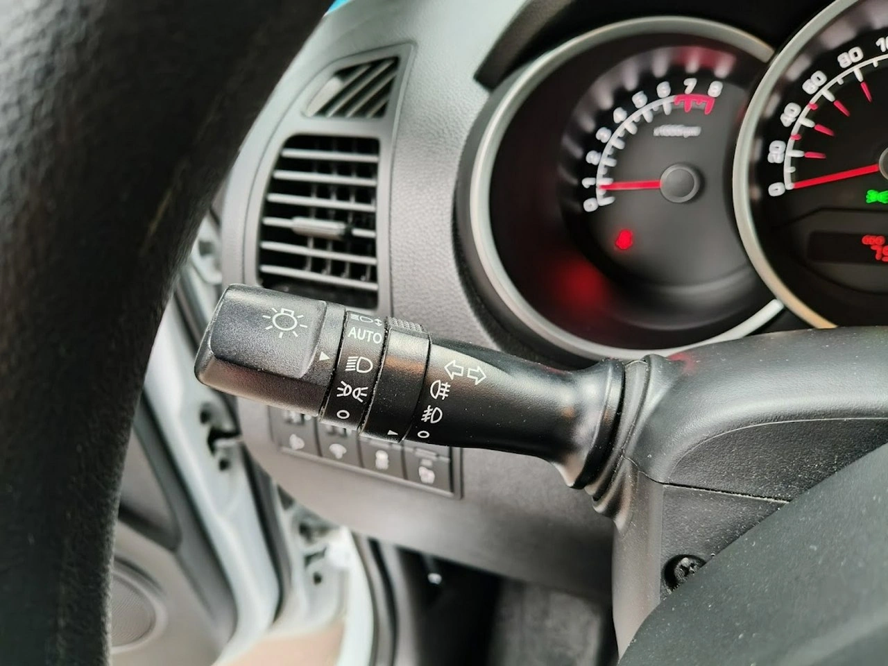 Kia Venga - Zdjęcie 16