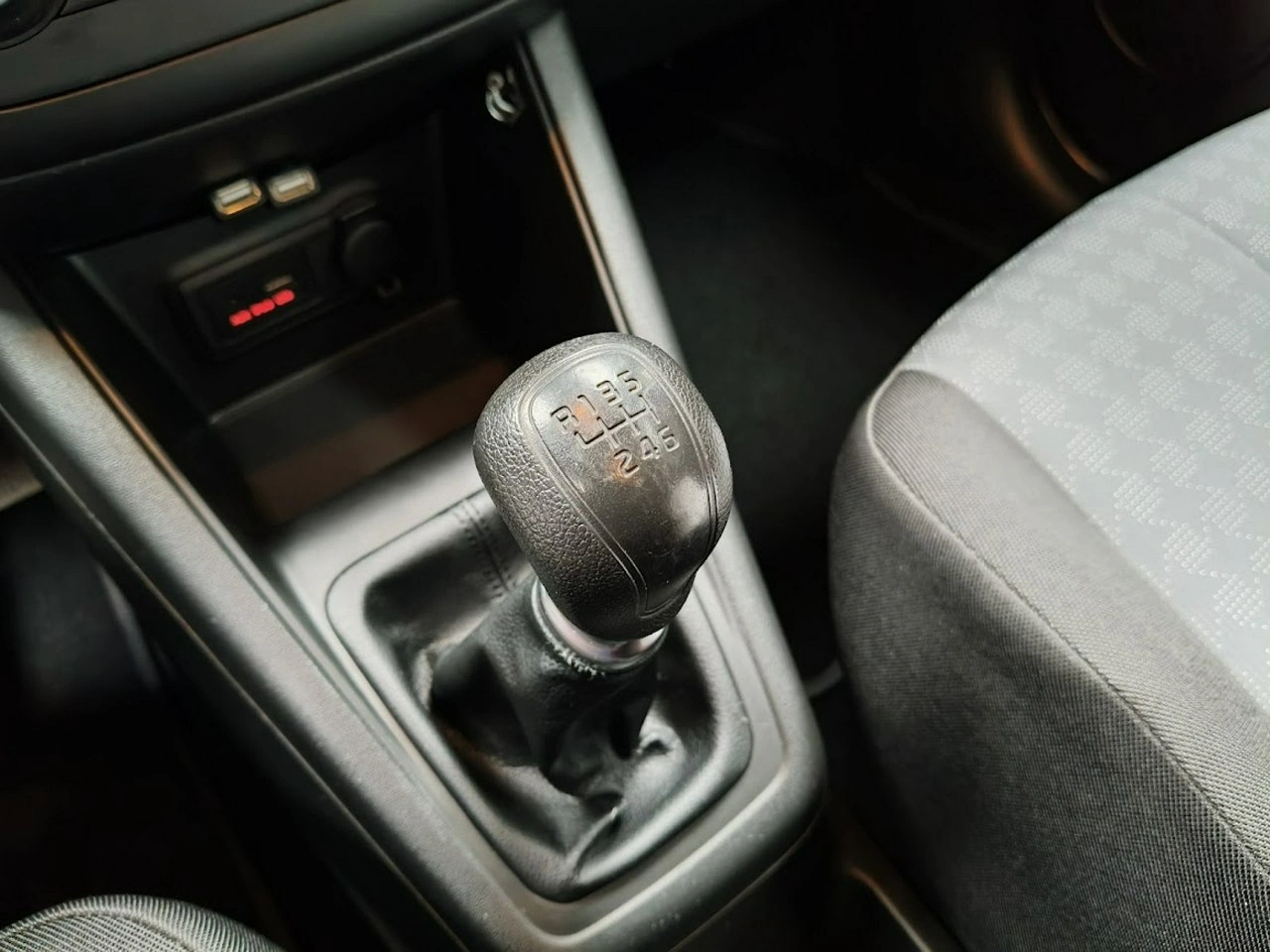 Kia Venga - Zdjęcie 24