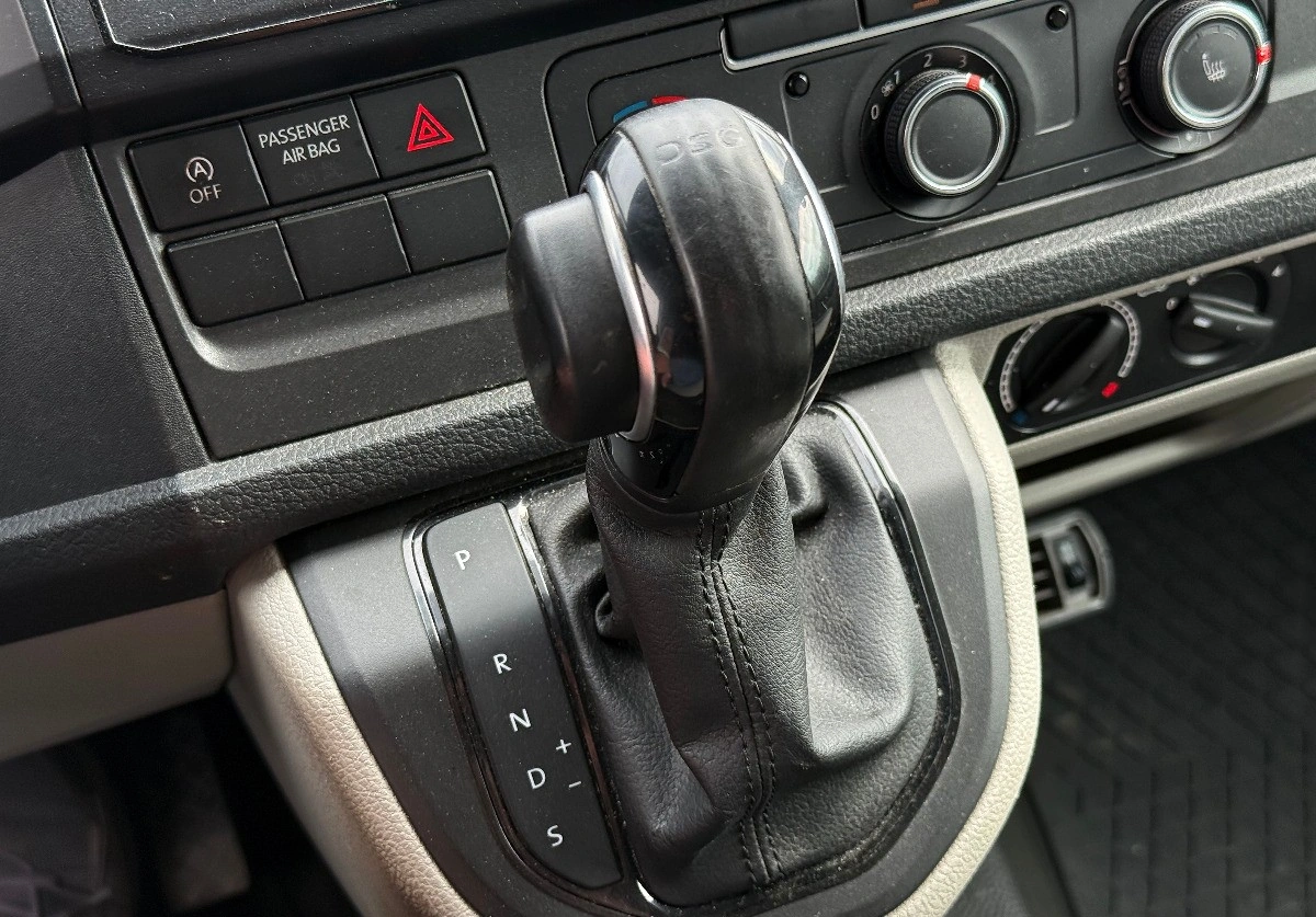 Volkswagen Transporter - Zdjęcie 25