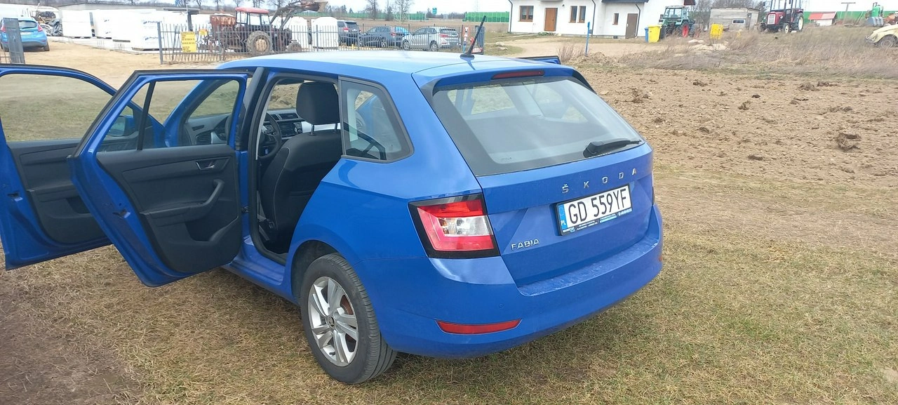 Skoda Fabia - Zdjęcie 6