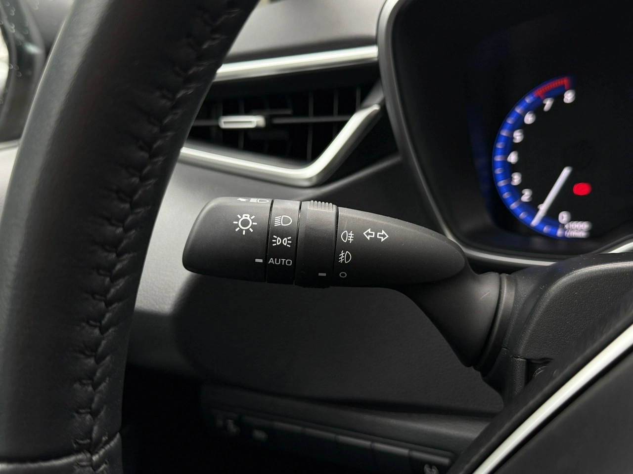 Toyota Corolla - Zdjęcie 17