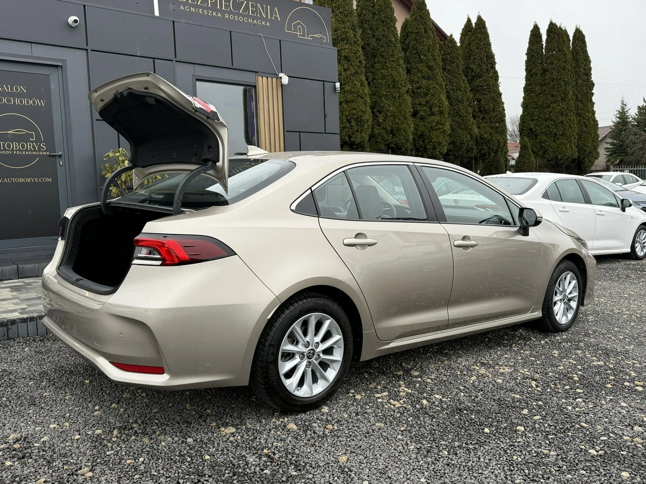 Toyota Corolla - Zdjęcie 35