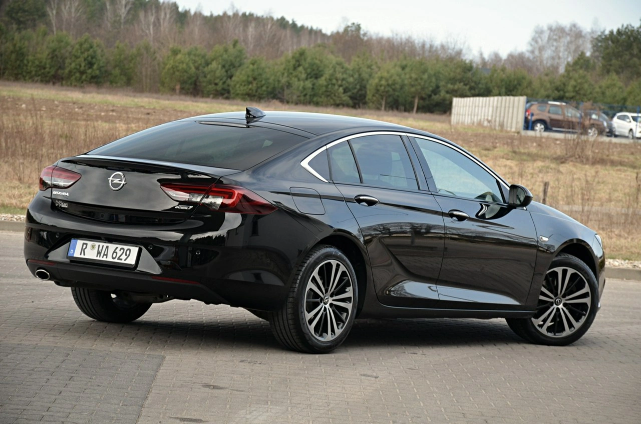 Opel Insignia - Zdjęcie 11