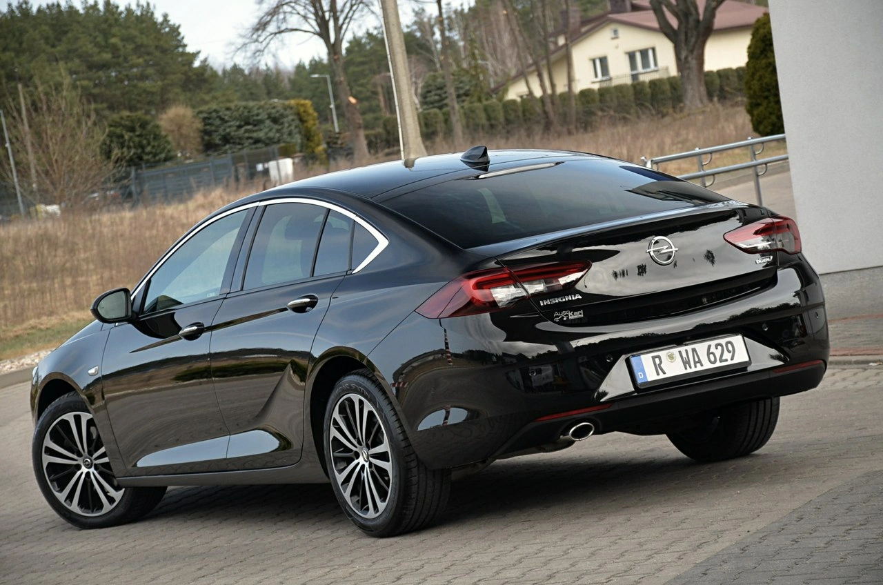 Opel Insignia - Zdjęcie 12