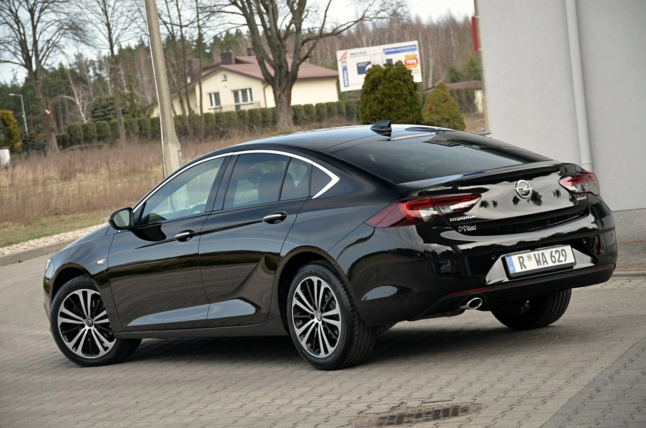 Opel Insignia - Zdjęcie 13