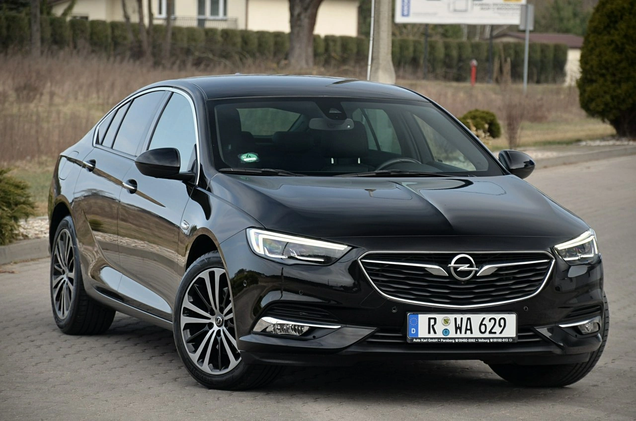 Opel Insignia - Główne zdjęcie