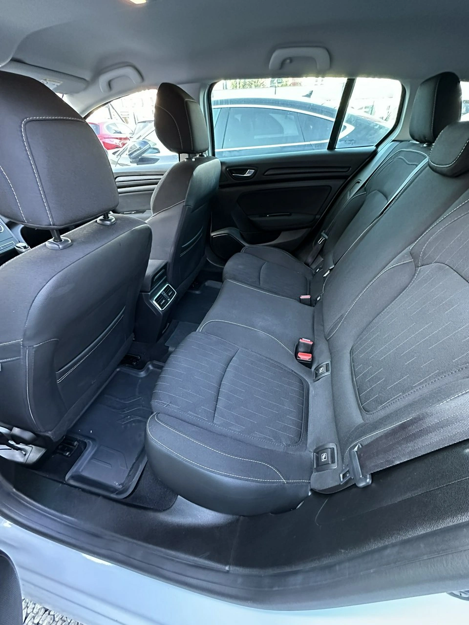 Renault Megane - Zdjęcie 38