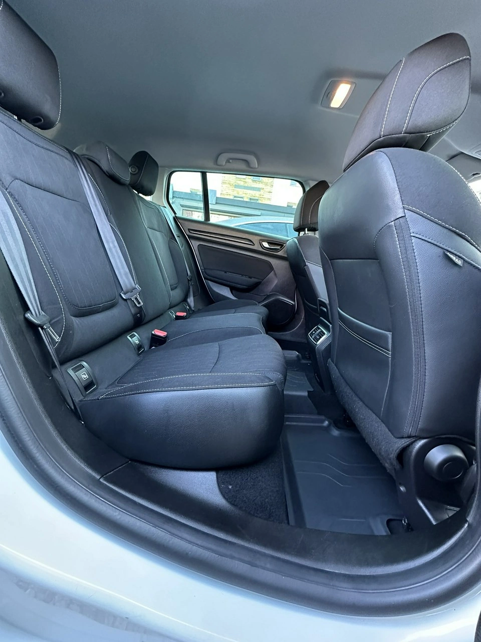 Renault Megane - Zdjęcie 43