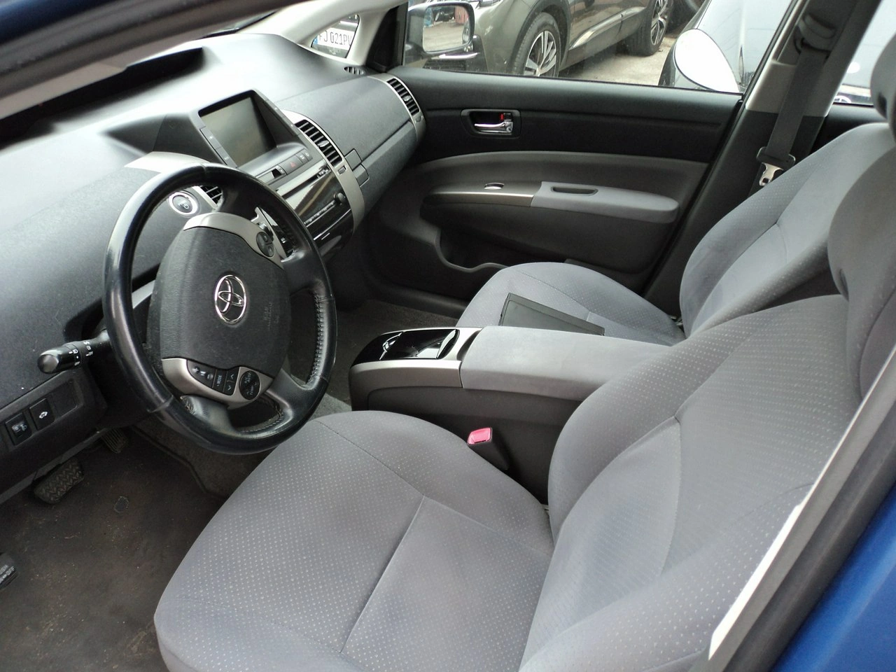 Toyota Prius+ - Zdjęcie 9