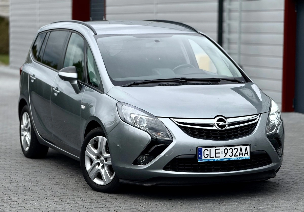 Opel Zafira - Zdjęcie 1