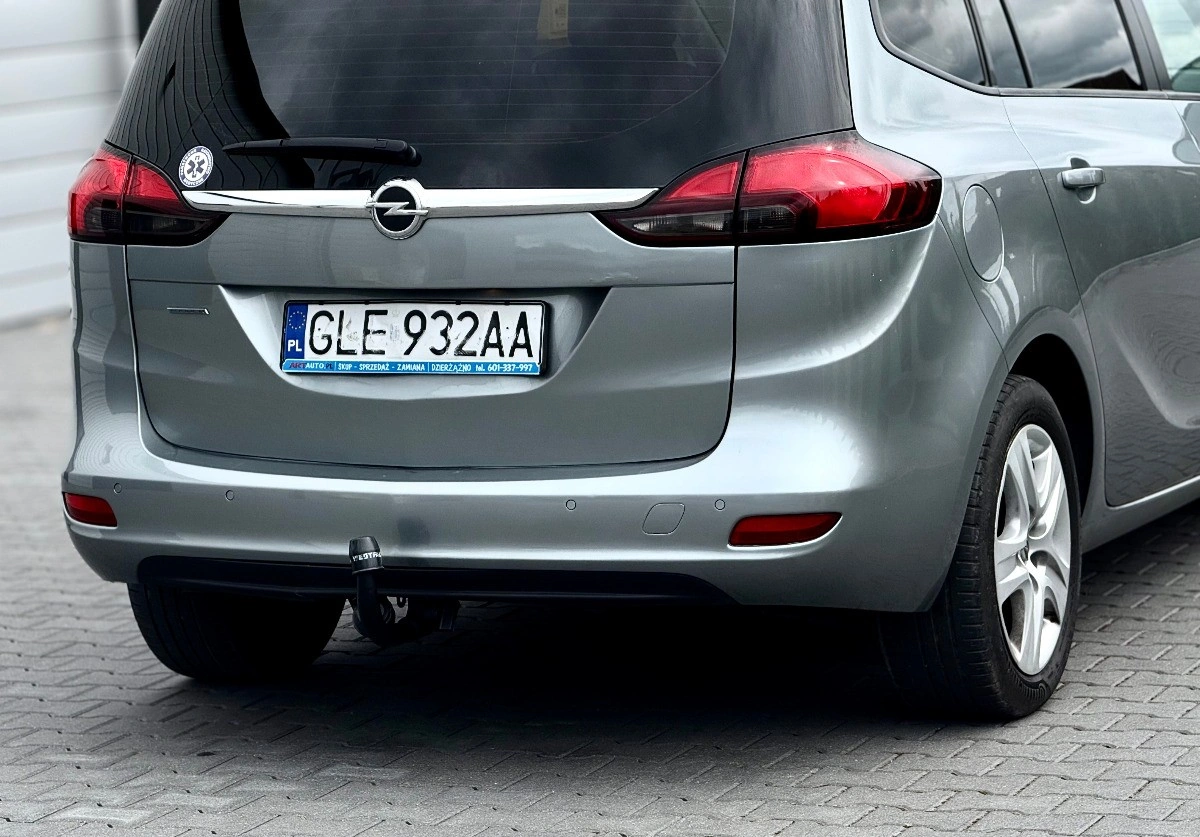 Opel Zafira - Zdjęcie 8