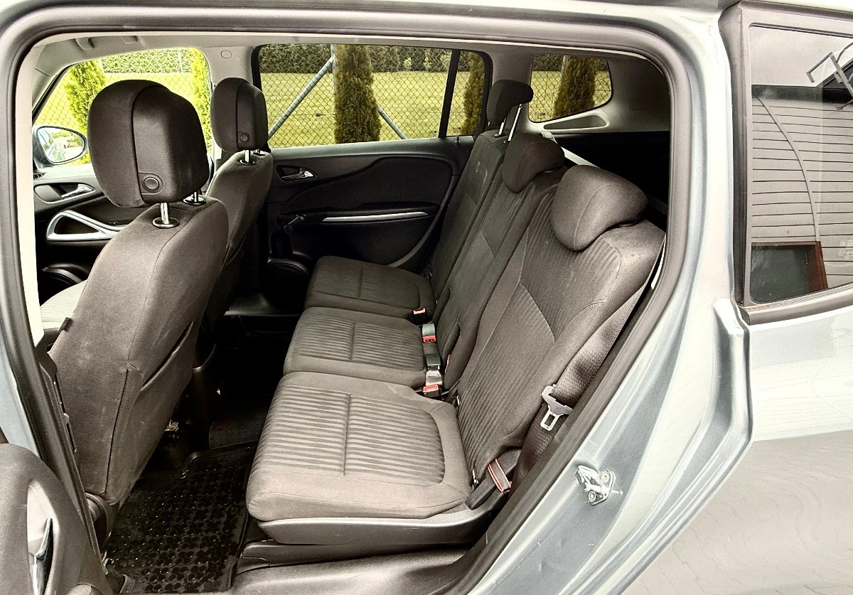 Opel Zafira - Zdjęcie 14