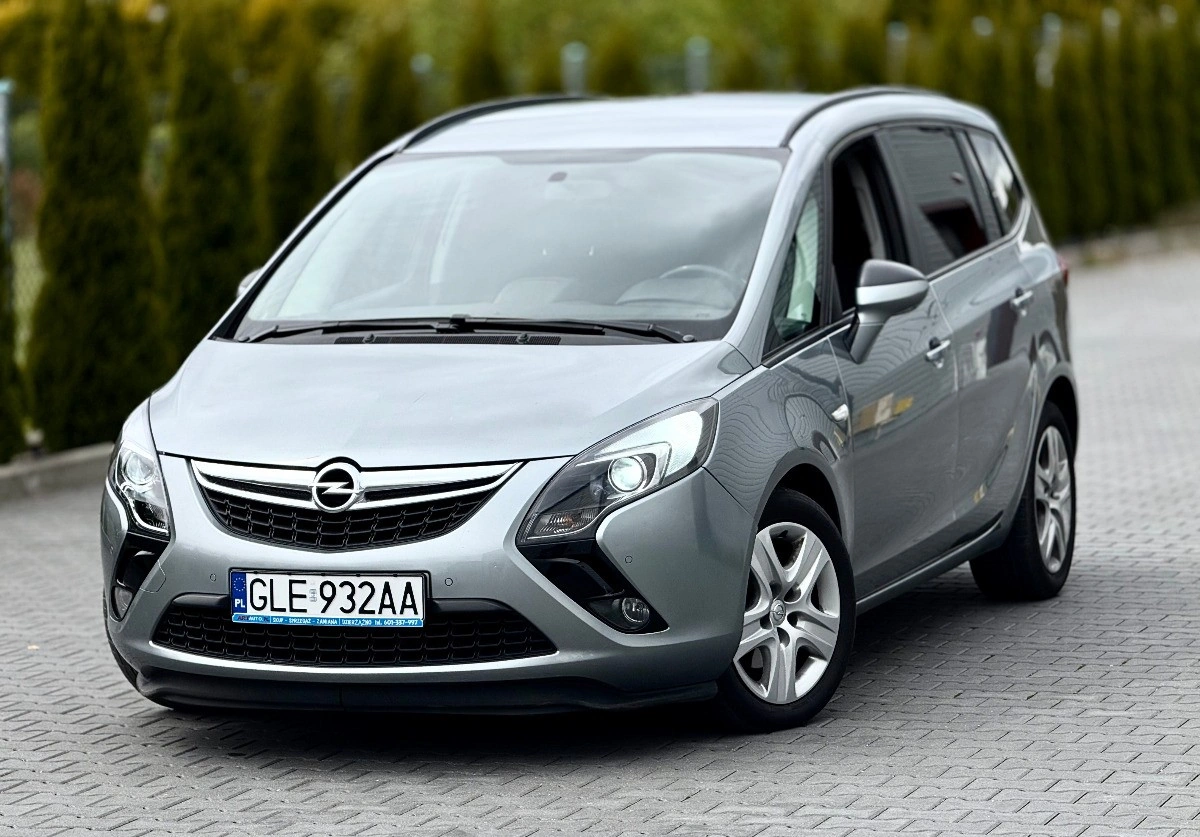 Opel Zafira - Zdjęcie 10