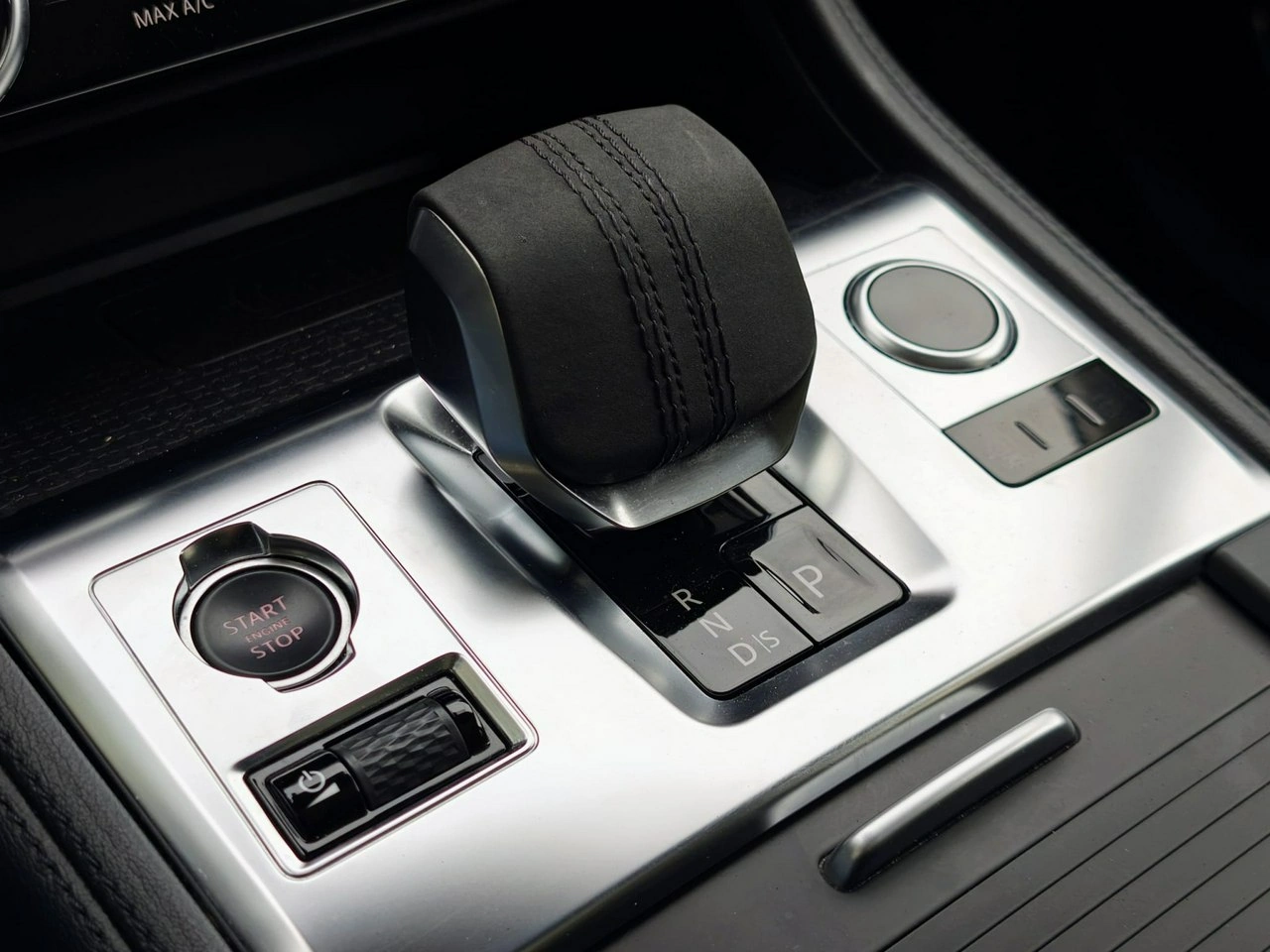 Jaguar F-Pace - Zdjęcie 26