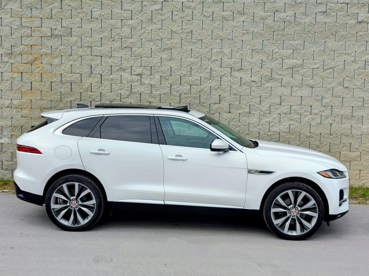 Jaguar F-Pace - Zdjęcie 6