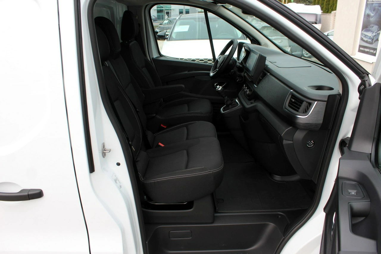 Renault Trafic - Zdjęcie 10
