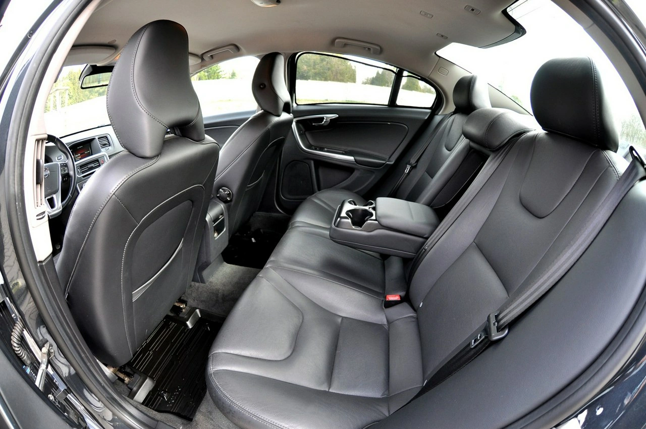 Volvo S60 - Zdjęcie 11